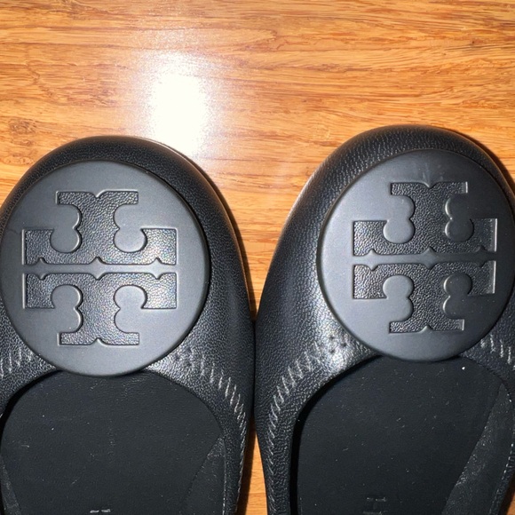 Tory Burch flats - Picture 2 of 5
